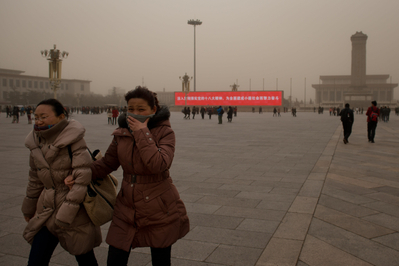 北京沙尘雾霾大风  人定胜不了天 老天在警示什么