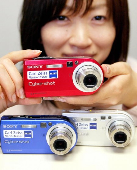 Sony數位相機Cybershot DSC-P100系列(Getty Images 2004-4-27))