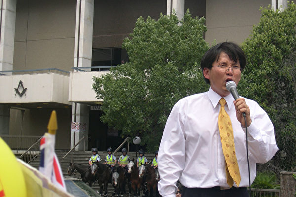 全澳越南社區維省主席、維省少數民族委員會主席Phong Nguyen先生。（大紀元）