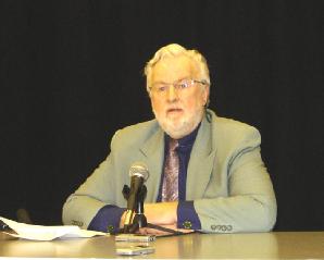 2005年2月6日，安世立律師（Clive Ansley）在大溫哥華地區「告別中共研討會」上發表演講指出，《九評共產黨》中所預測的中共即將滅亡是絕對準確的。（大紀元）