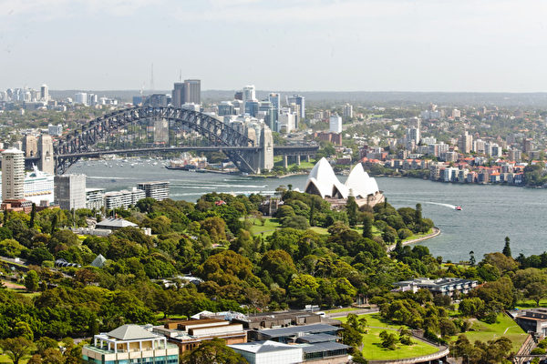 悉尼大橋歌劇院遠眺（伊羅遜攝影）