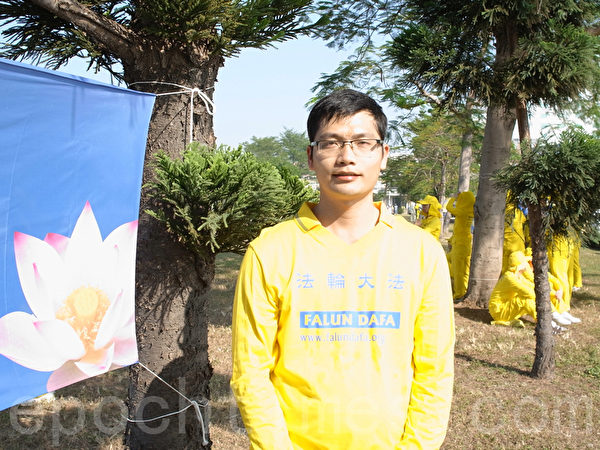 參與2013年台灣排字活動的越南學員吳春山。（黃捷瑄／大紀元）