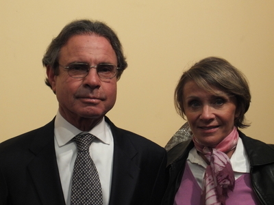 巴西駐紐大使Eduardo Gradilone及夫人Diva Gardilone觀看了神韻。 Eduardo表示：「我喜歡大屏幕與舞台相結合的方式。」 （邵麗新/大紀元）