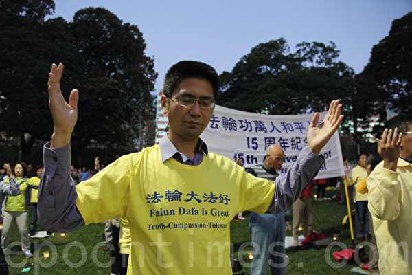 悉尼法輪功學員鄧國平，親歷十五年前的4.25和平大上訪。（駱亞/大紀元）