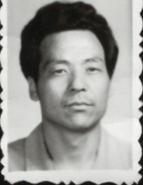 吴元，男 ，44岁，辽宁省凌源市人。于2003年12月10日在沈阳第二监狱被迫害致死。（明慧网）
