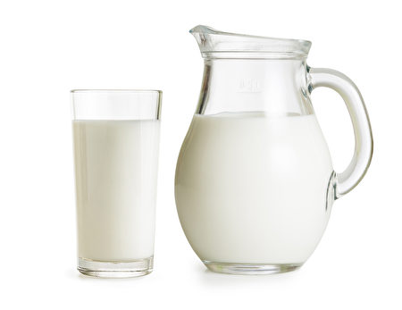 牛奶(fotolia)