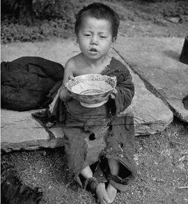 三年大饑荒，造成中國數千萬百姓餓死，包括孩子。（網絡圖片）