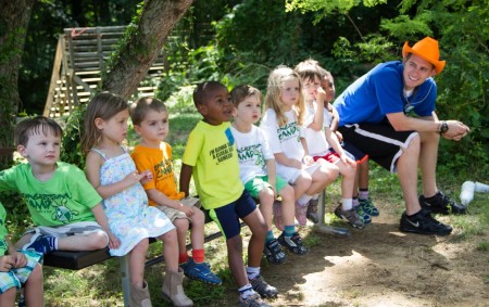 孩子們在國會夏令營輕鬆過暑假，在大自然中快樂成長。（Dan O'Neil提供）