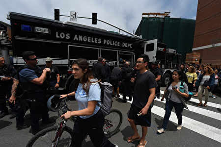 美西时间6月1日，美国加州洛杉矶分校（UCLA）校园枪击案。(ROBYN BECK/AFP)