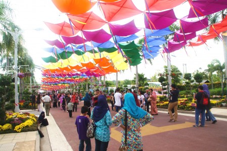 馬來西亞年度花卉盛會「2016年布城皇家花卉園藝節」在布城第四區隆重舉行。 （楊曉慧／大紀元）