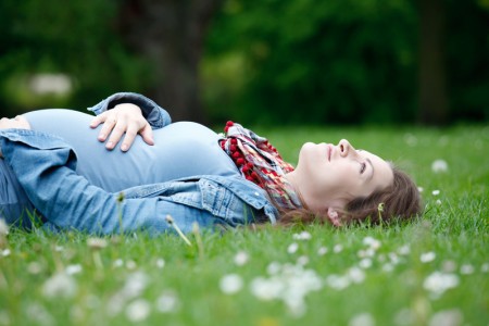 據最新研究，精神壓力大的孕婦，生出的孩子罹患自閉症的風險較大。（Fotolia） 