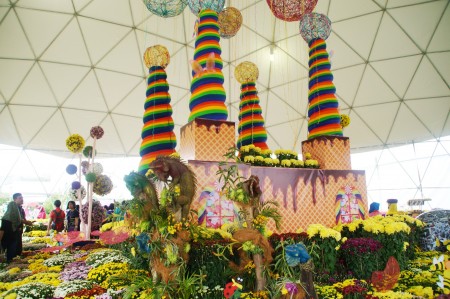 馬來西亞年度花卉盛會「2016年布城皇家花卉園藝節」在布城第四區隆重舉行。圖為菊花園。（楊曉慧／大紀元）