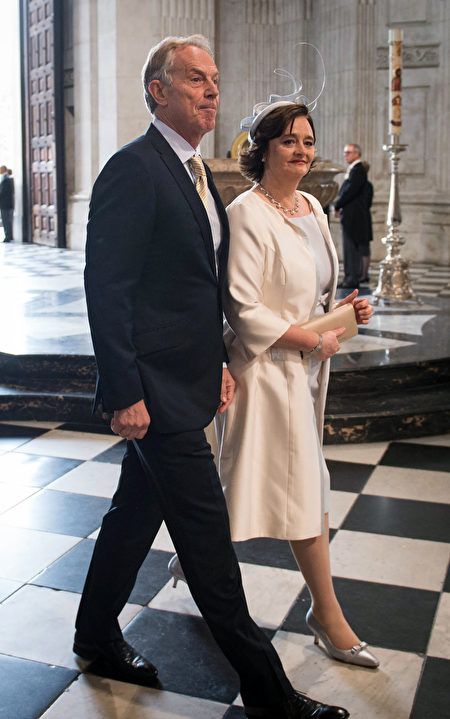 British former prime minister Tony Blair (L) and his wife Cherie Blair (R) arrive to attend a national service of thanksgiving for the 90th birthday of Britain's Queen Elizabeth II at St Paul's Cathedral in London on June 10, 2016, which is also the Duke of Edinburgh's 95th birthday. Britain started a weekend of events to celebrate the Queen's 90th birthday. The Queen and the Duke of Edinburgh along with other members of the royal family will attend a national service of thanksgiving at St Paul's Cathedral on June 10, which is also the Duke of Edinburgh's 95th birthday. / AFP / POOL / STEFAN ROUSSEAU (Photo credit should read STEFAN ROUSSEAU/AFP/Getty Images)