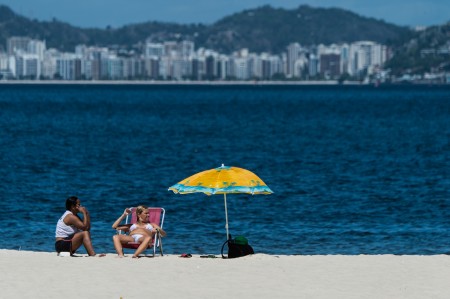  巴西海灘發現超級細菌，使奧運再增隱憂。圖為佛朗明哥海灘。（AFP）