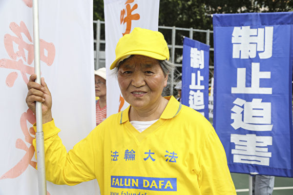 2016香港七一大遊行，法輪功學員要求法辦迫害法輪功的元兇江澤民。（余鋼/大紀元）