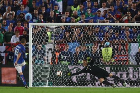 BORDEAUX, FRANCE - JULY 02: Manuel Neuer of Germany saves the penalty by Leonardo Bonucci of Italy at the penalty shootout during the UEFA EURO 2016 quarter final match between Germany and Italy at Stade Matmut Atlantique on July 2, 2016 in Bordeaux, France. (Photo by Alexander Hassenstein/Getty Images)