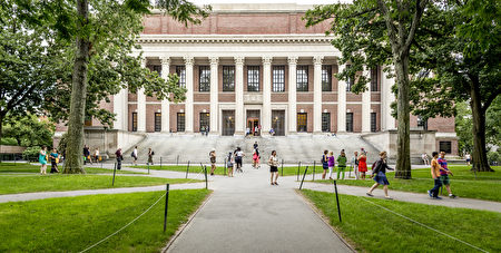 哈佛大學(Fotolia)