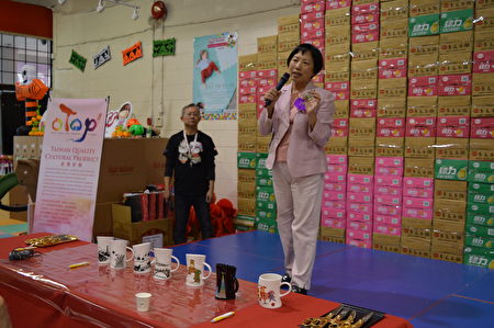 圖：國華董事長周怡華在台灣美食展上發言。 （邱晨/大紀元） 