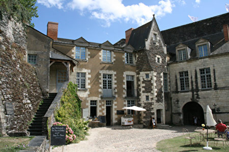 總督府邸 （Le logis du gouverneur）（維基百科公共領域）