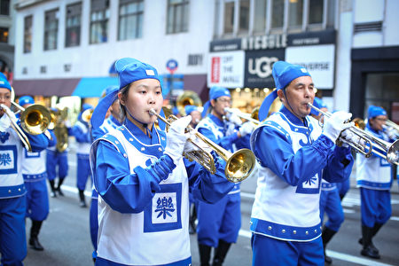 2016年纽约老兵节上的天国乐团队员。