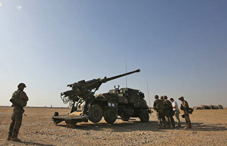 一名伊拉克将军表示，伊拉克特种部队星期二已进入摩苏尔城市范围之内。(AHMAD AL-RUBAYE/AFP/Getty Images)