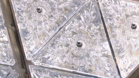 颗水晶球总共有2688个水晶片。