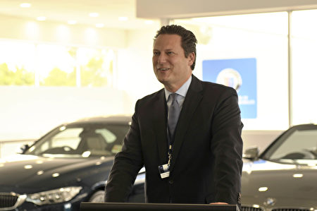 BMW澳洲首席执行官Marc-Heinrich Werner先生为ALPINA澳洲首发致辞。（安柏超／大纪元）