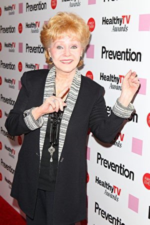 BEVERLY HILLS, CA - SEPTEMBER 27: Debbie Reynolds arrives at the Prevention Healthy TV Awards at The Paley Center for Media on September 27, 2011 in Beverly Hills, California. (Photo by Joe Scarnici/Getty Images for Prevention Magazine)