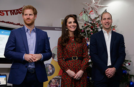 威廉王子、凱特王妃和哈里王子。(Alastair Grant - WPA Pool/Getty Images)